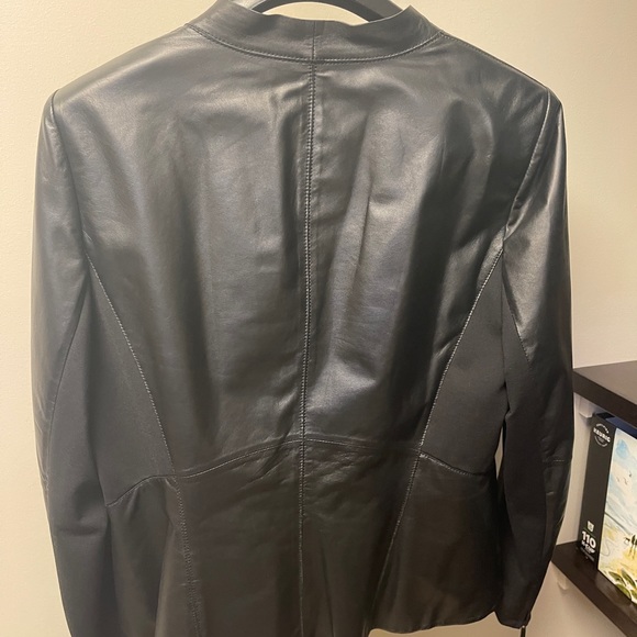 Lafayette New York 148 slanted front zip leather jacket. - Picture 3 of 8